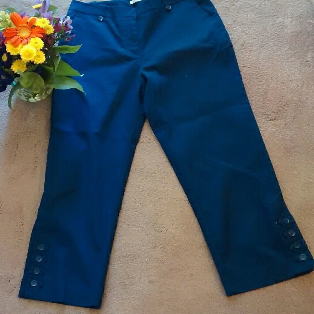 Anne Klein Sport Cropped Pants